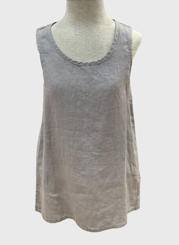 Fundamental Tank, shown in solid Silver.