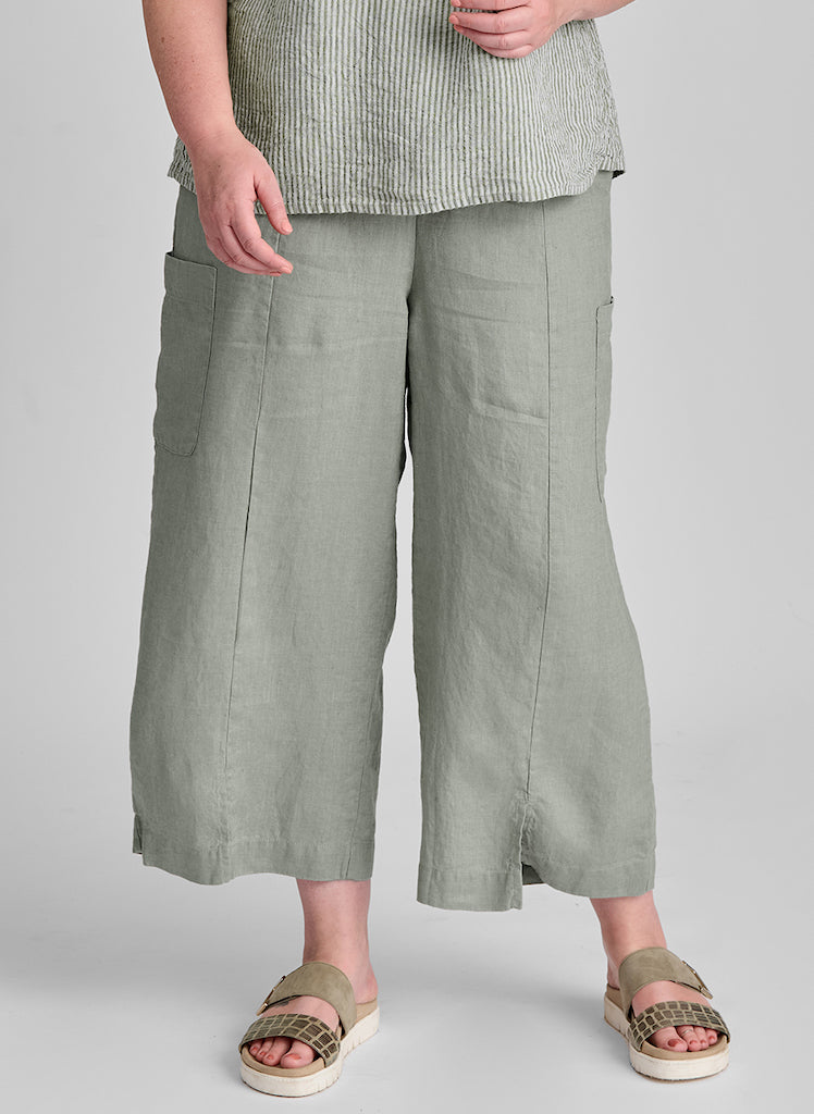 Modern Floods, shown in solid Eucalyptus. Model is 5'9" tall, wearing size Medium. 100% European Linen.