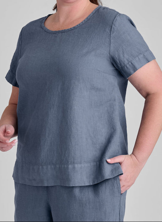 Roadie Tee, shown in Cadet Blue, size Medium.  100% European Linen.