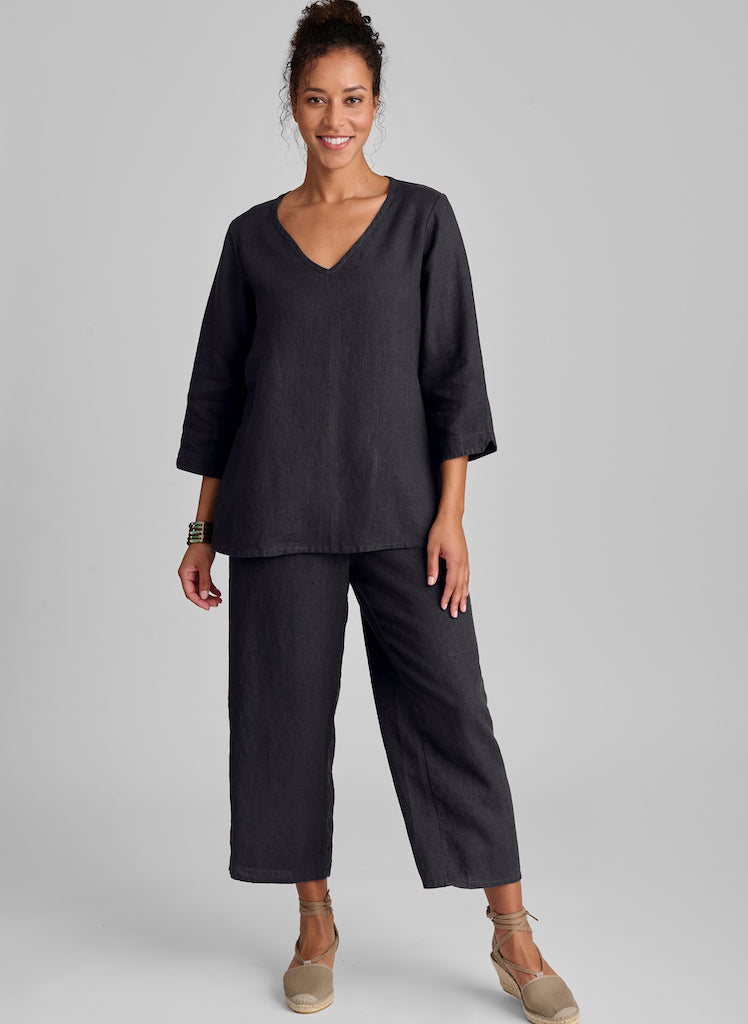 V Pullover and Floods, both shown in Nine Iron (dark charcoal grey), size Small. 100% Linen.