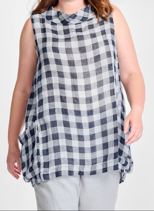 Artful Tunic (shown in Navy Check). 100% Linen Gauze, FLAX En-Core 2023. Model is 5'9" tall, wearing size Medium.
