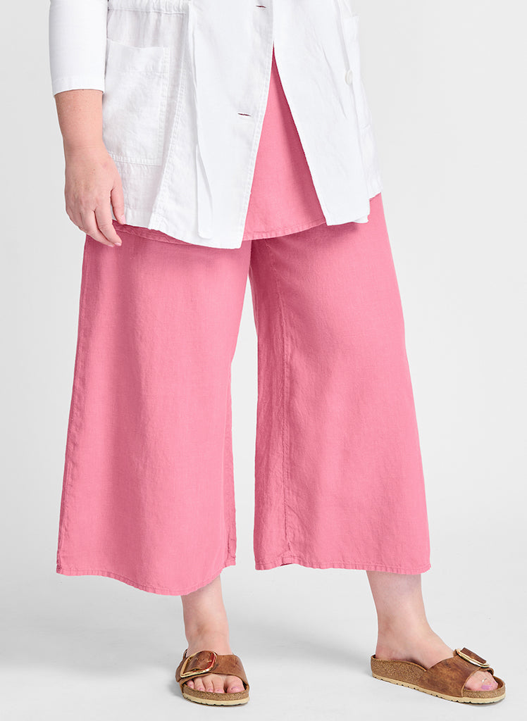 Midtown Floods, shown in Bubblegum.  Model is 5'9" tall, wearing size Medium.