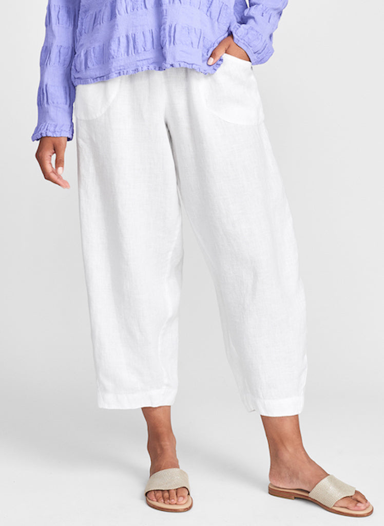 Seamly Pant, shown in solid White. 100% Linen. Model is 5'9" tall, wearing size Small.