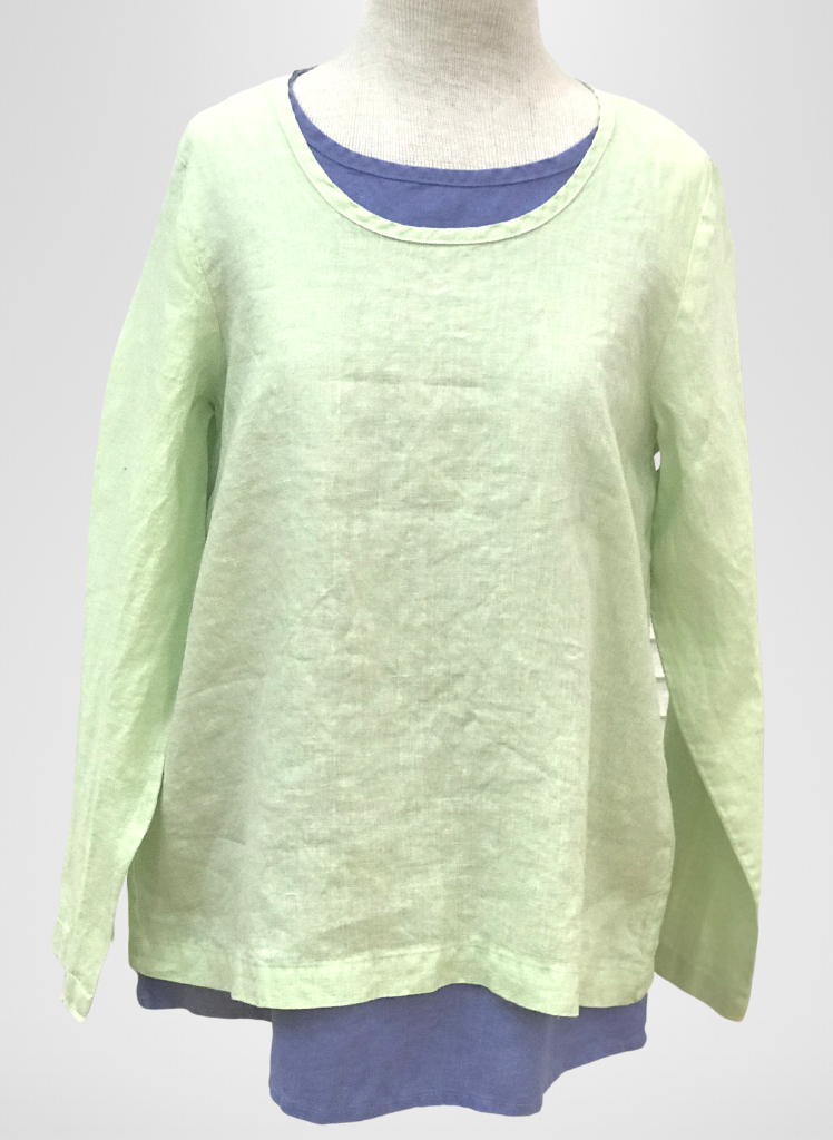 Pure Top (in Honeydew) worn over the sleeveless Layer Tank (in Bluebell) for contrast.