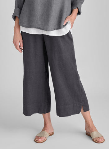 Vented Cuff Pant, shown in Nine Iron, size Small.  Model is 5’9” tall.  100% European Linen.