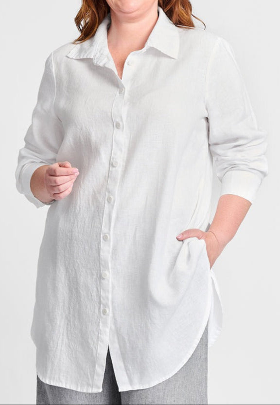 Afternoon Cover, shown in Lily/White size Medium.  100% Linen.