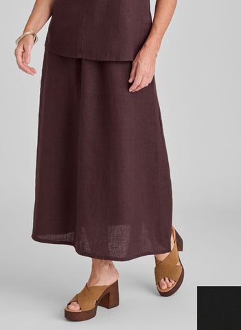 Go-To Skirt, shown in size Small on 5’9” model.  *Prune color shown is N/A, only available in solid Black.