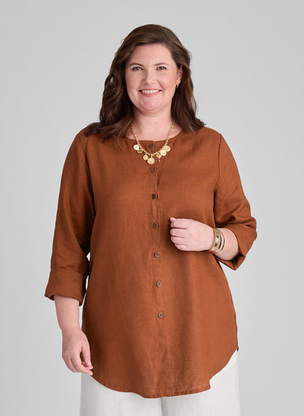 Gotcha Blouse, shown in Canyon, size Medium.  Worn buttoned, with the long sleeves rolled up.  100% European Linen.