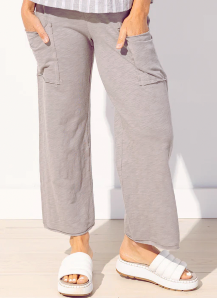 Patch Pocket Flood, shown in Fog, size Small.  100% Cotton Slub, Made in Peru.  Machine Wash, Dry low.