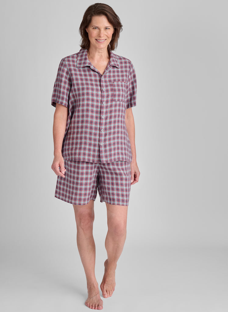 Recamp paired with the Box'd Up shorts, both shown in a fun Plaid, for a luxuriously soft and lightweight Linen sleepwear set!  Model is 5'9" tall, wearing size Small.