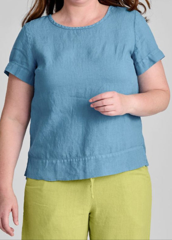 Roadie Tee, shown in Caribbean, size Medium. 100% European Linen.