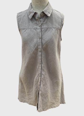 Skyline Blouse, shown in solid Silver.