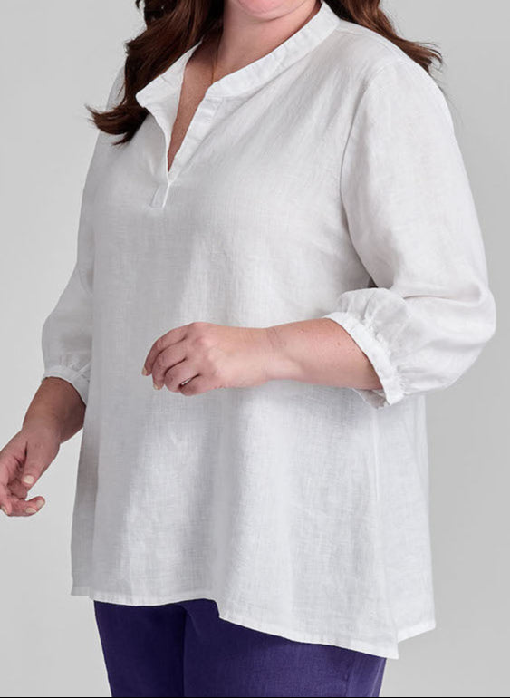 Terra Top, shown in White, size Medium.  100% European Linen, Machine Washable.